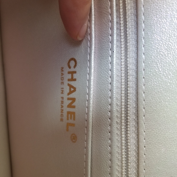 Authentic new Chanel mini single flap bag seashell irridescent 2020 lambskin - Picture 12 of 14